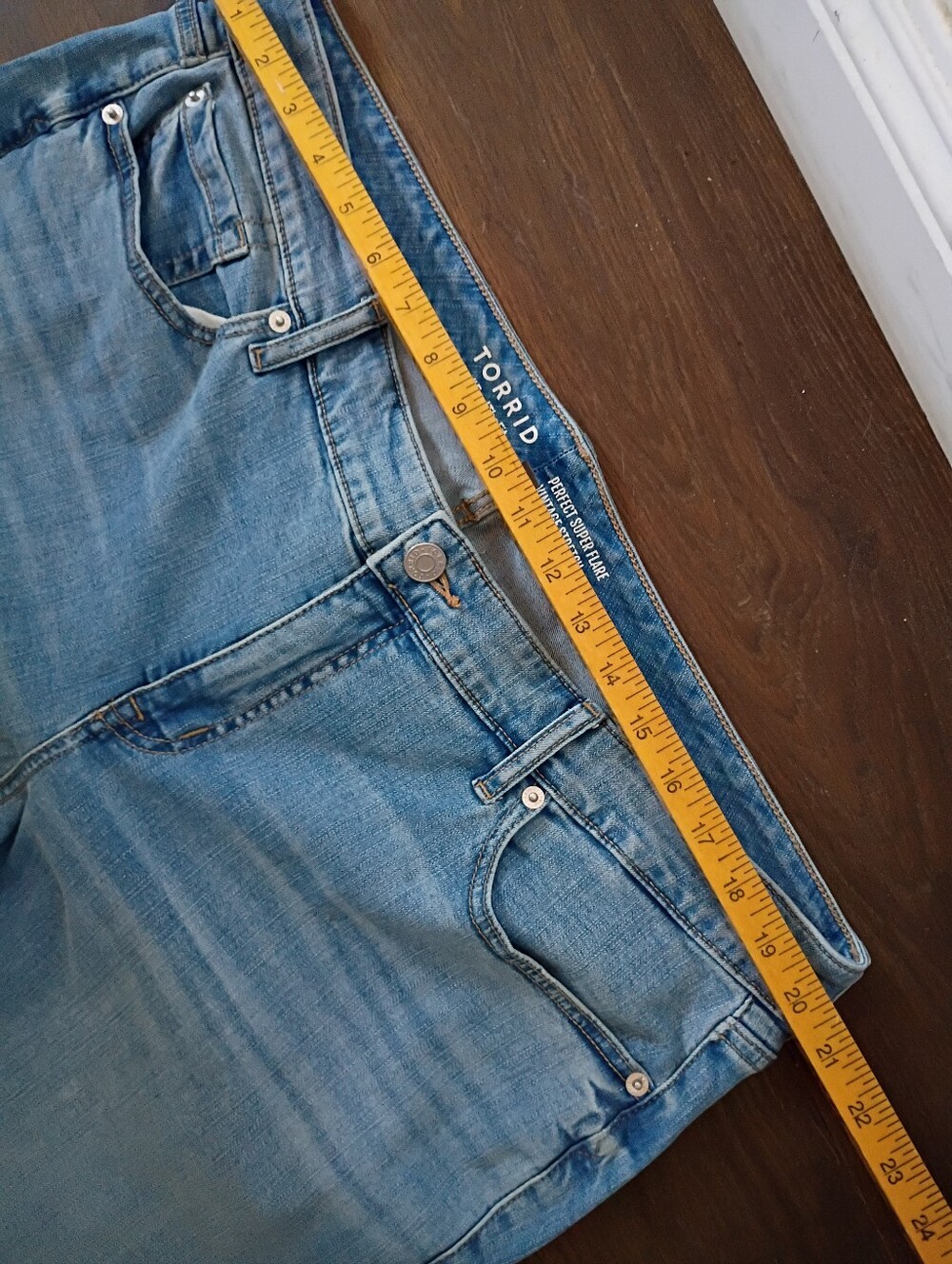 Torrid Perfect Super Flare Vintage Stretch Women's Jeans Size 20T - Picture 5 of 12